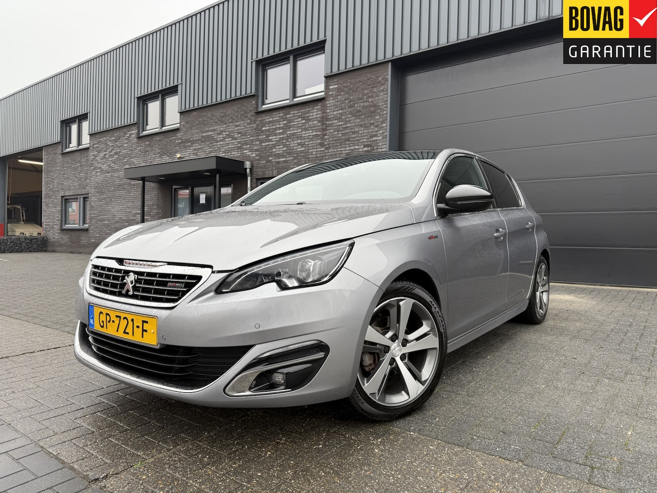 Peugeot 308 - 1.2 PureTech Blue Lease GT-line | 1E EIGENAAR | 12MND GARANTIE | DAB | CRUISE | NAVI | PAN - AutoWereld.nl