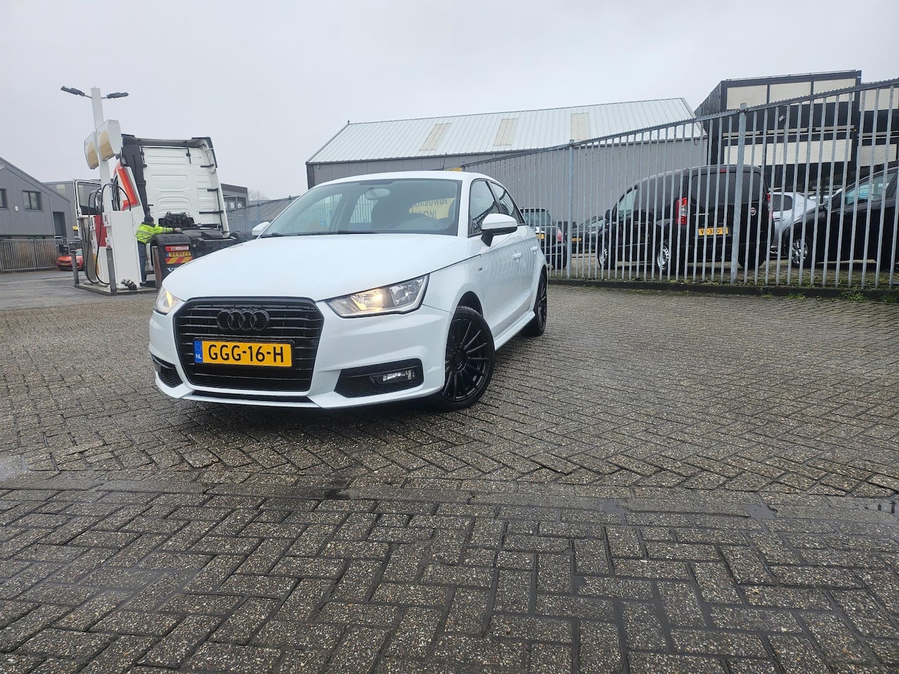 Audi A1 Sportback - 1.0 TFSI#S-LINE#5drs#Airco#Lagekm - AutoWereld.nl