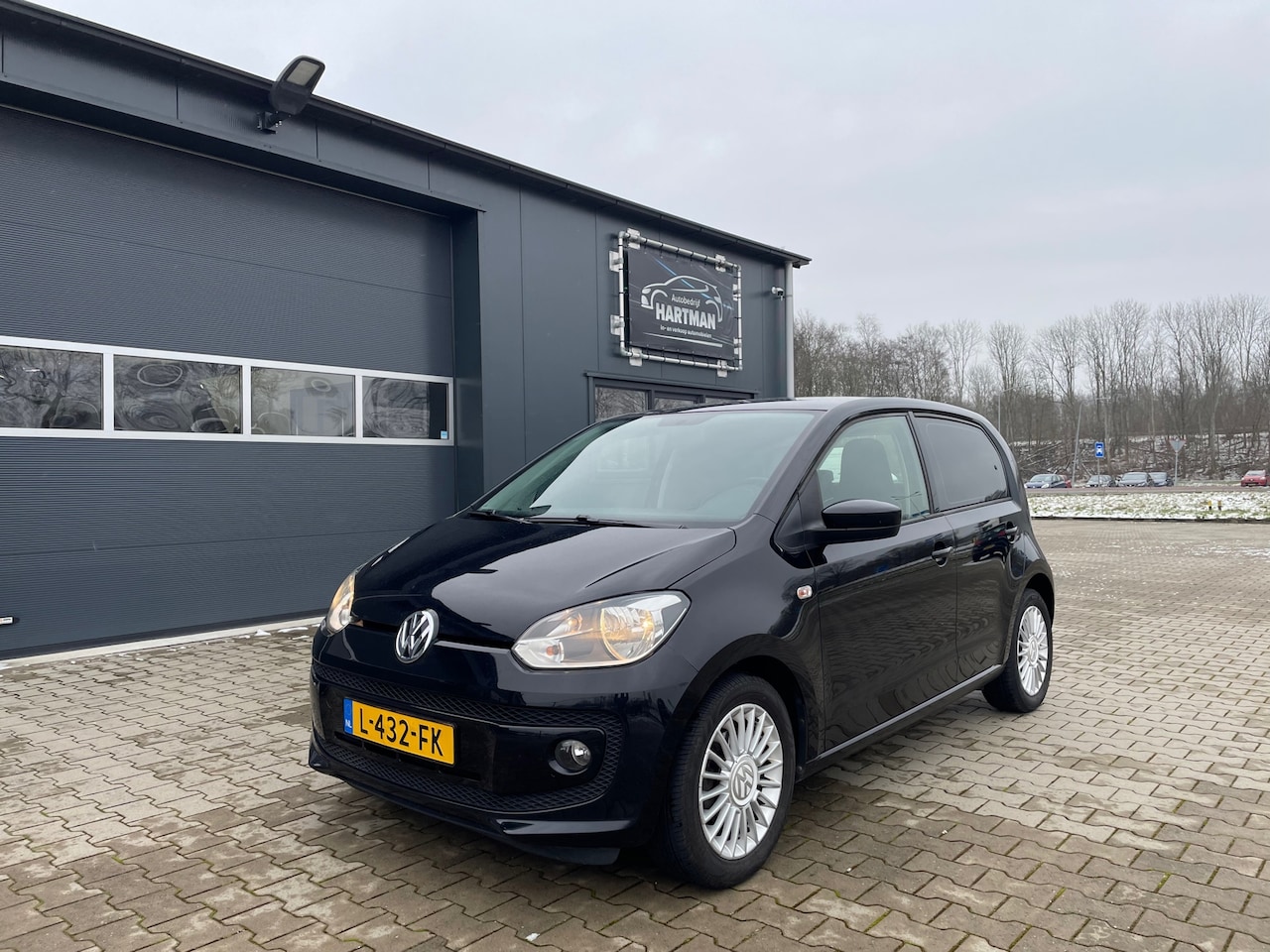 Volkswagen Up! - 1.0 groove up! BlueMotion 1.0 groove up! BlueMotion - AutoWereld.nl