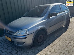 Opel Corsa - 1.0-12V Essentia