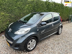 Peugeot 107 - 1.0-12V Sport Airco 111DKM NAP