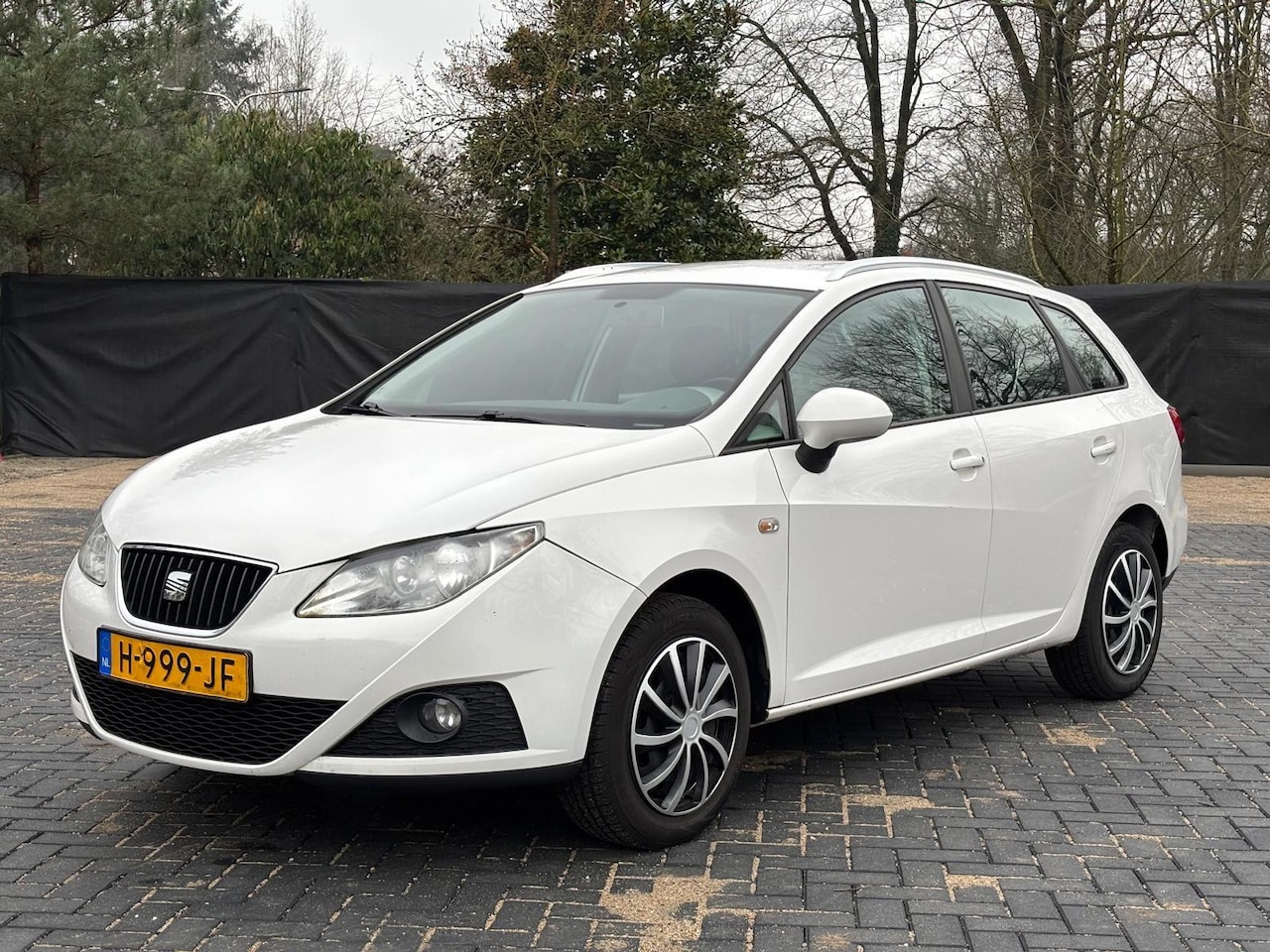 Seat Ibiza ST - 1.2 Style/Airco/Cruise/Eleekt Raam - AutoWereld.nl