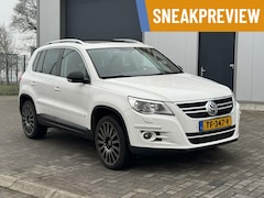 Volkswagen Tiguan - 2.0 TSI Track&Field 4X4 Aut. (Pano//Trekh)