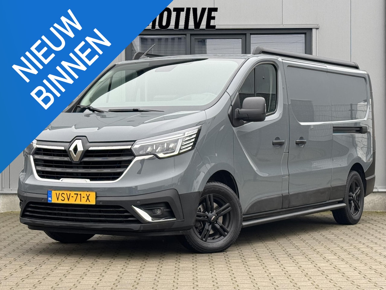 Renault Trafic - 2.0 dCi 130 PK T30 L2H1 Work Edition 2X Schuifdeur | Camera | Trekhaak | Apple Carplay - AutoWereld.nl