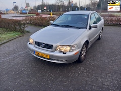 Volvo S40 - 2.0 Europa met nieuwe apk 31-1-2026