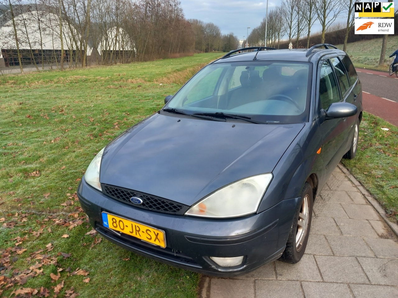 Ford Focus Wagon - 1.6-16V Trend 1.6-16V Trend - AutoWereld.nl