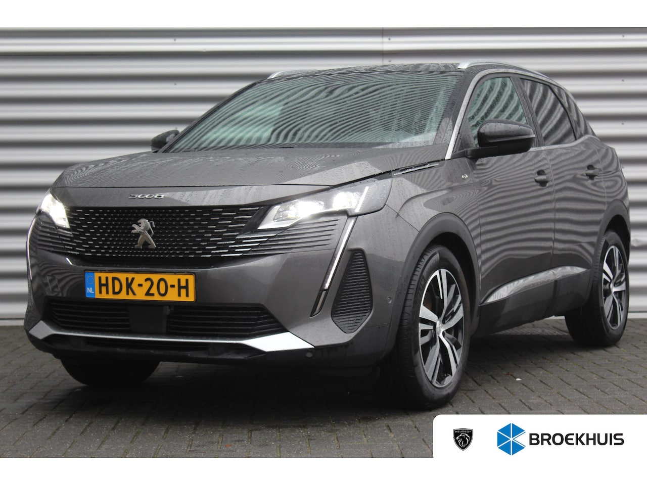 Peugeot 3008 - 1.6 PURETECH 180PK GT AUTOMAAT / NAVI / LEDER / CLIMA / LED / PDC / 18" LMV / CAMERA / KEY - AutoWereld.nl