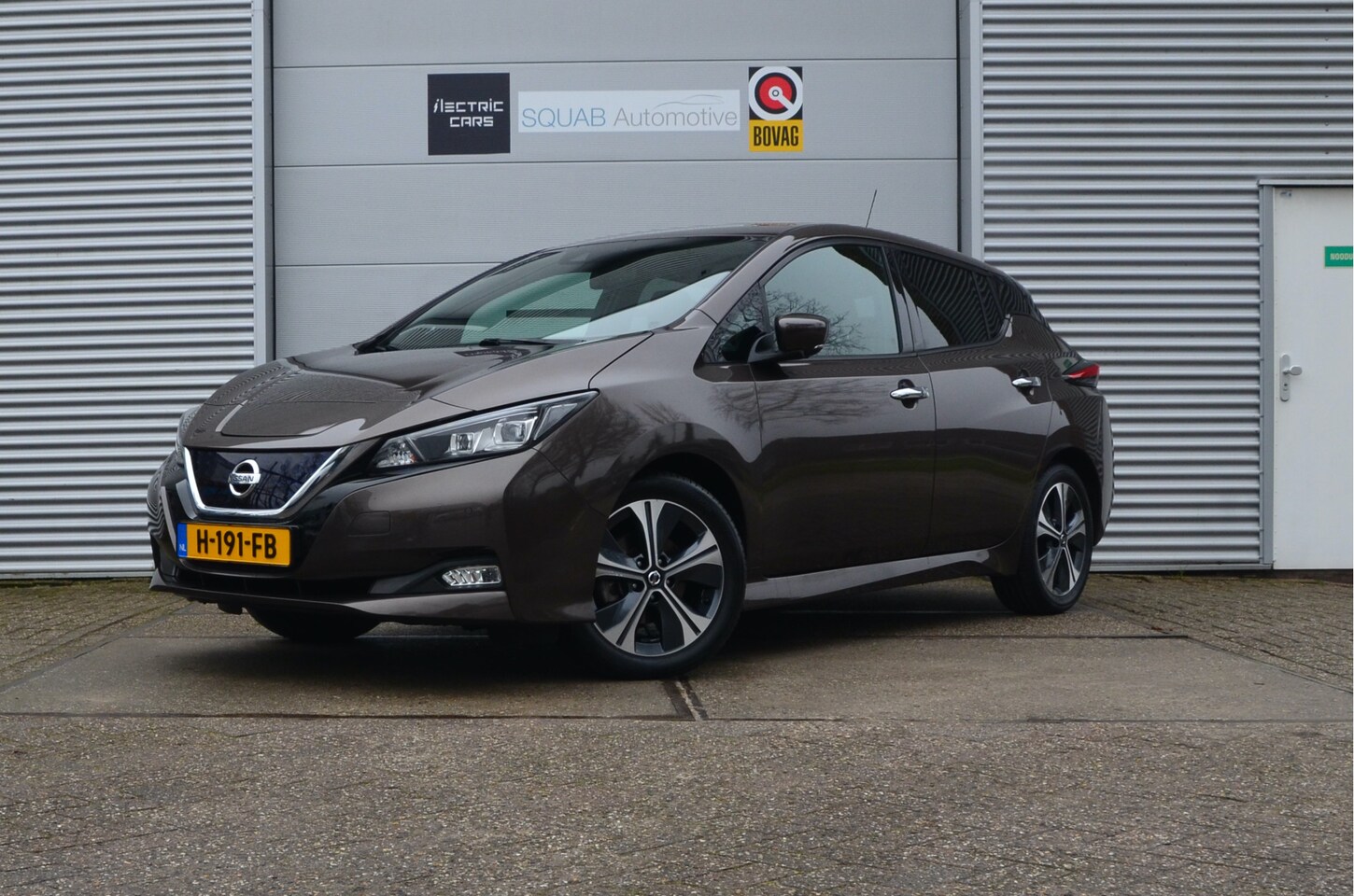 Nissan LEAF - Tekna 40 kWh Alu met nw Banden - AutoWereld.nl