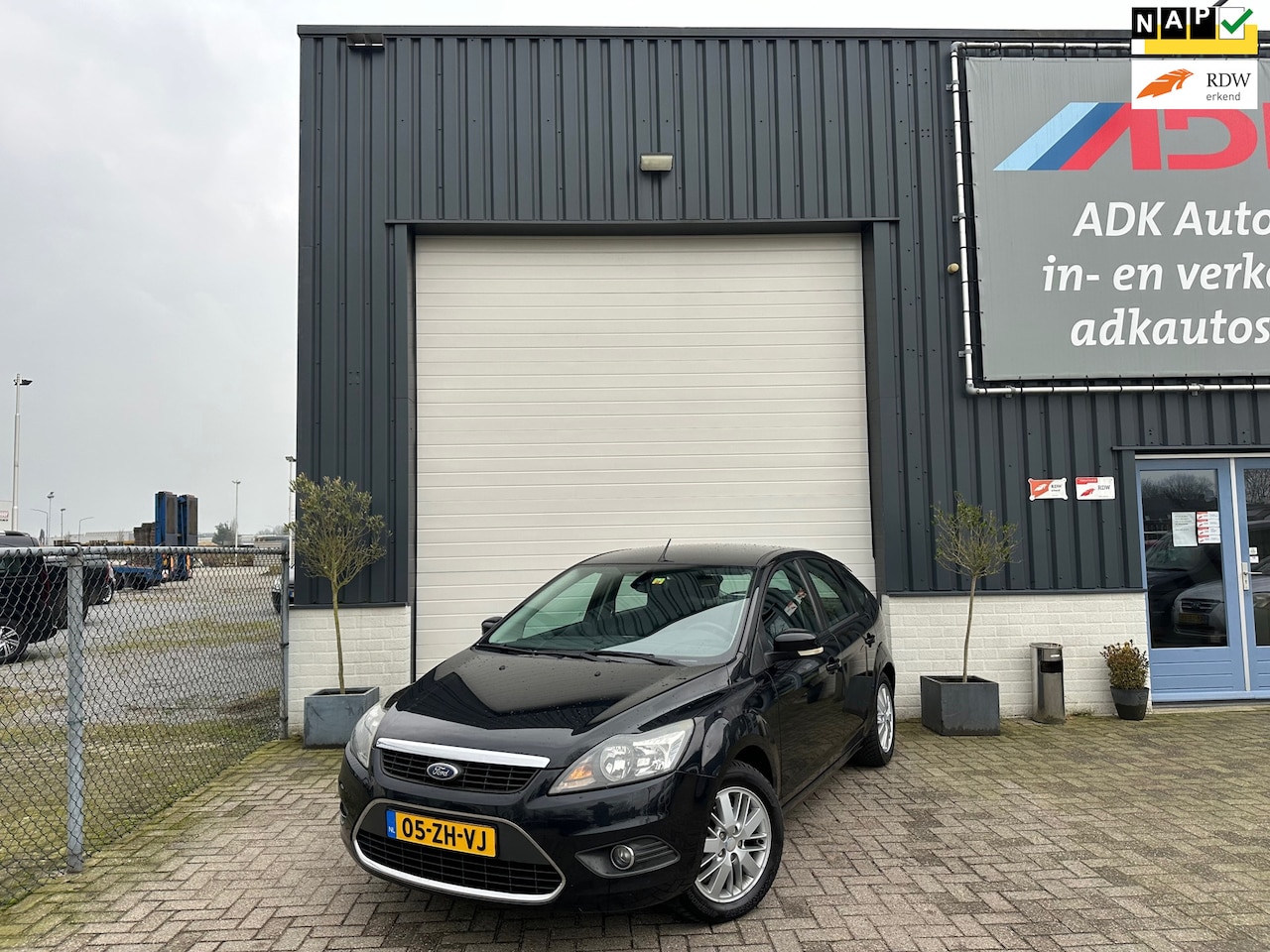 Ford Focus - 1.6 Titanium NAVI/TREKHAAK/CLIMA/CRUISE/PDC - AutoWereld.nl