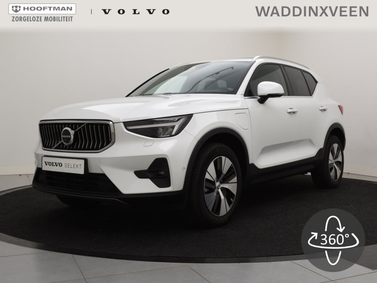 Volvo XC40 - T4 AUT. RECHARGE PANO-DAK LEDER/ALCANTARA H/K 19INCH - AutoWereld.nl