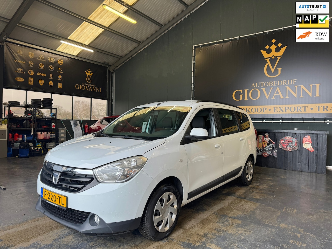 Dacia Lodgy - 1.2 TCe Lauréate 7p. motor defect - AutoWereld.nl