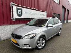 Kia Cee'd - 1.4 CVVT X-ecutive // 176 DKM NAP // Navi // Cruise control // Airco