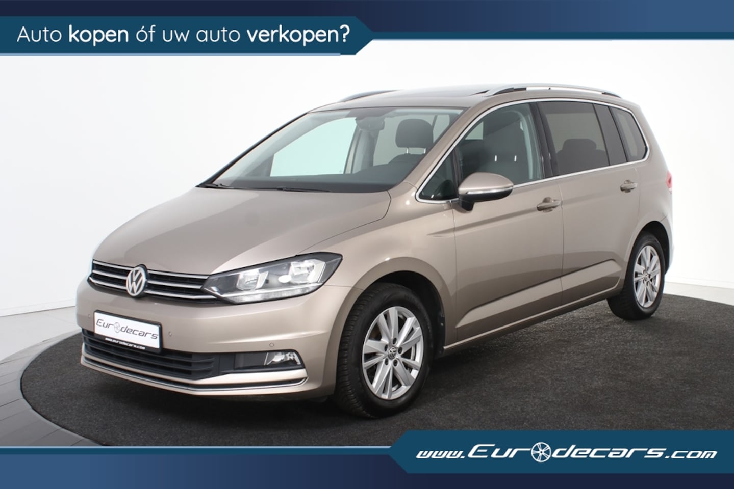 Volkswagen Touran - 1.5 TSI Highline*1ste Eigenaar*Panoramadak*Trekhaak*Leer - AutoWereld.nl