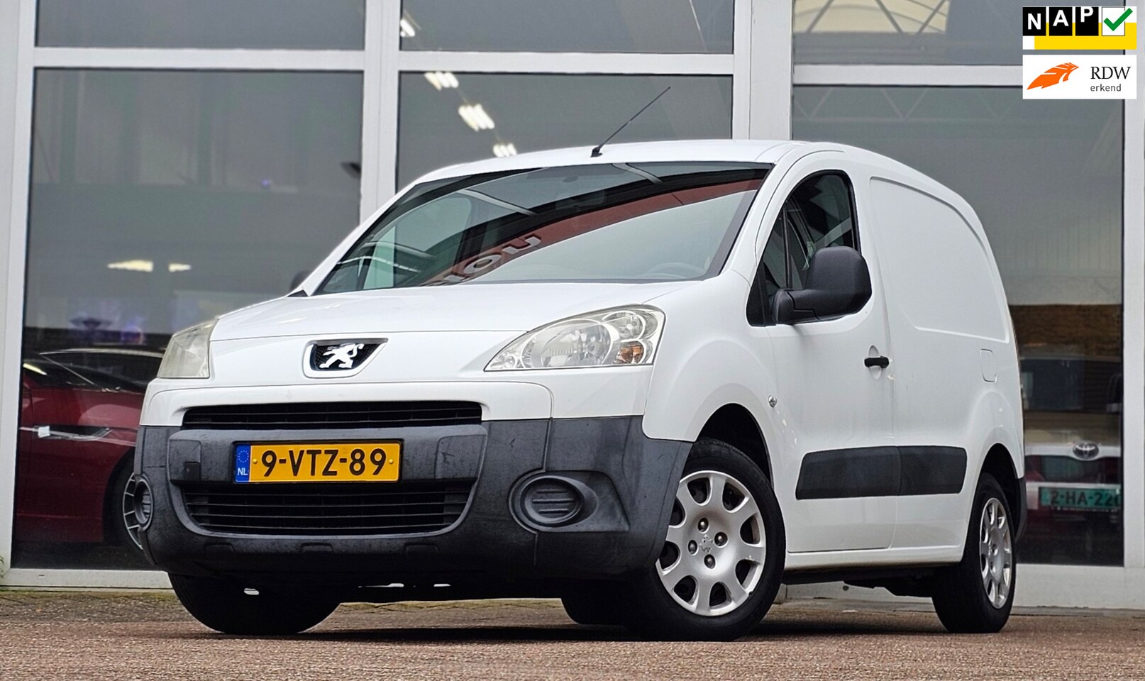 Peugeot Partner - 120 1.6 HDI L1 XT Airco 1e Eigenaar APK 31-3-2026 Mooi! - AutoWereld.nl