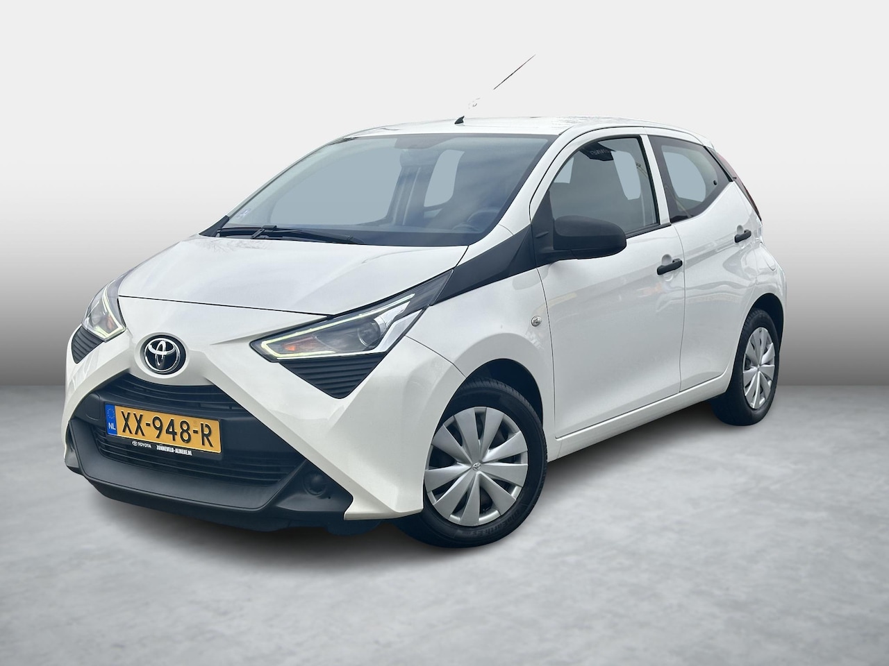 Toyota Aygo - 1.0 VVT-i x-fun 1.0 VVT-i x-fun - AutoWereld.nl