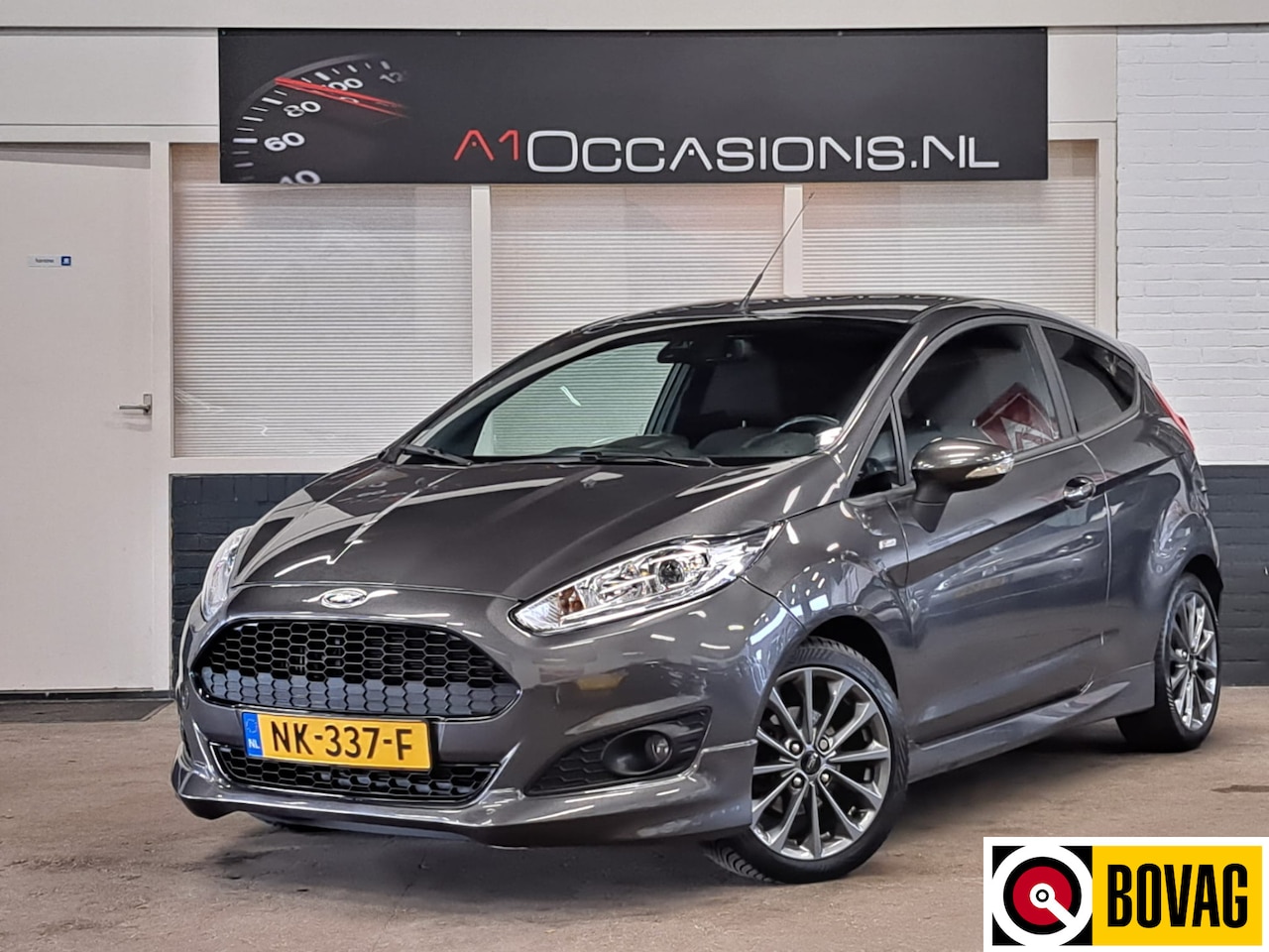 Ford Fiesta - 1.0 EcoBoost ST Line + NAVI + STOELVERWARMING !! - AutoWereld.nl