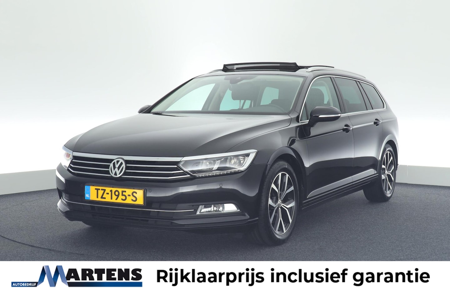 Volkswagen Passat Variant - 1.4 TSI 150pk DSG ACT Comfortline Trekhaak Camera Virtual Cockpit Panoramadak Navigatie - AutoWereld.nl