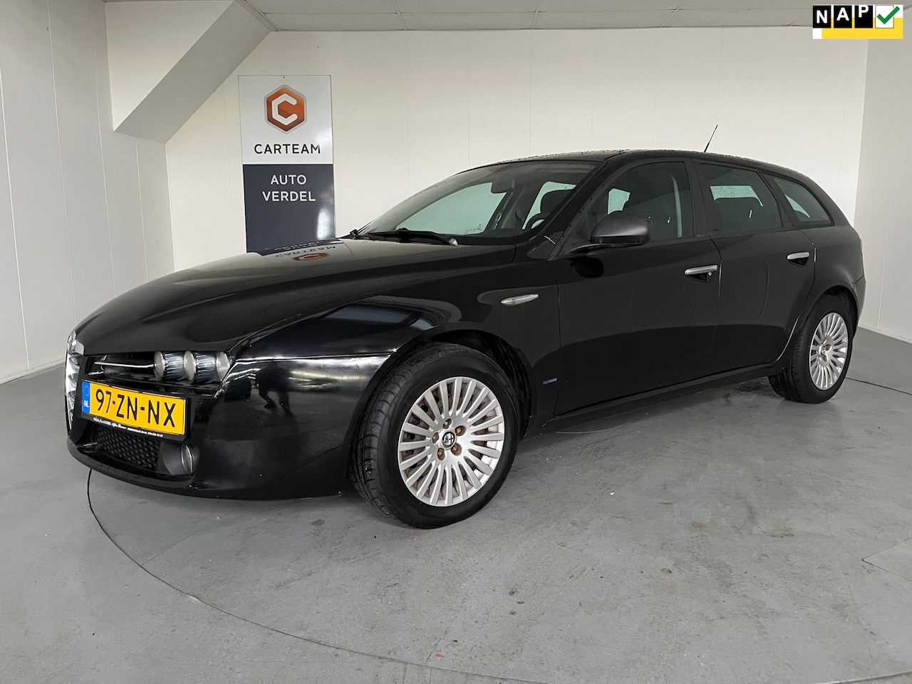 Alfa Romeo 159 Sportwagon - 1.8 mpi Business Airco, LMV, Trekhaak - AutoWereld.nl