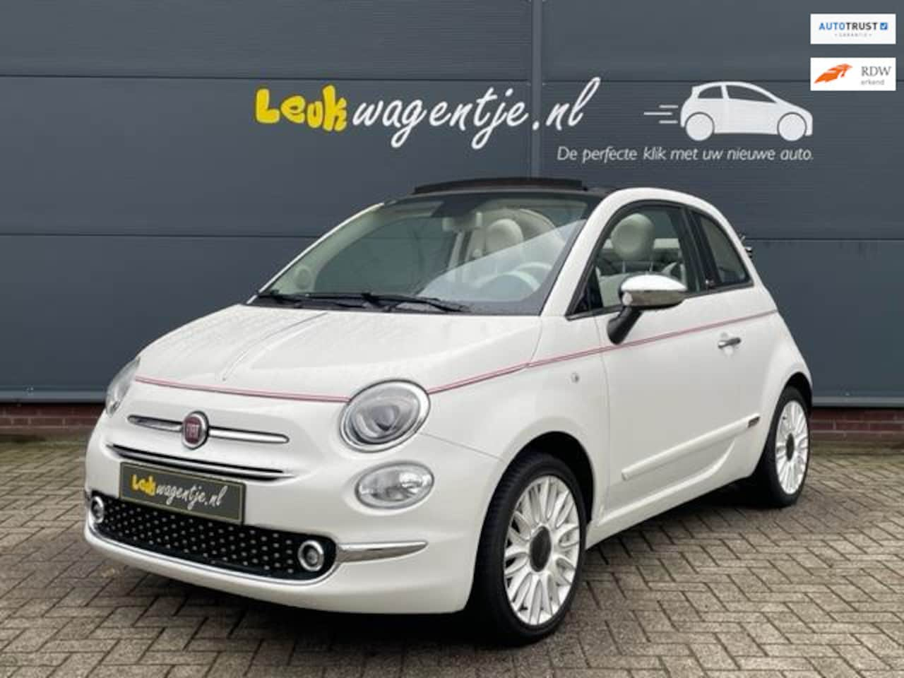 Fiat 500 C - 1.2 Dolcevita Cabrio *leder *carplay *climate - AutoWereld.nl