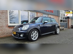 MINI One - 1.6 Chili Panorama/Schuifdak Navigatie Airco/Clima Cruise Control Nette Auto