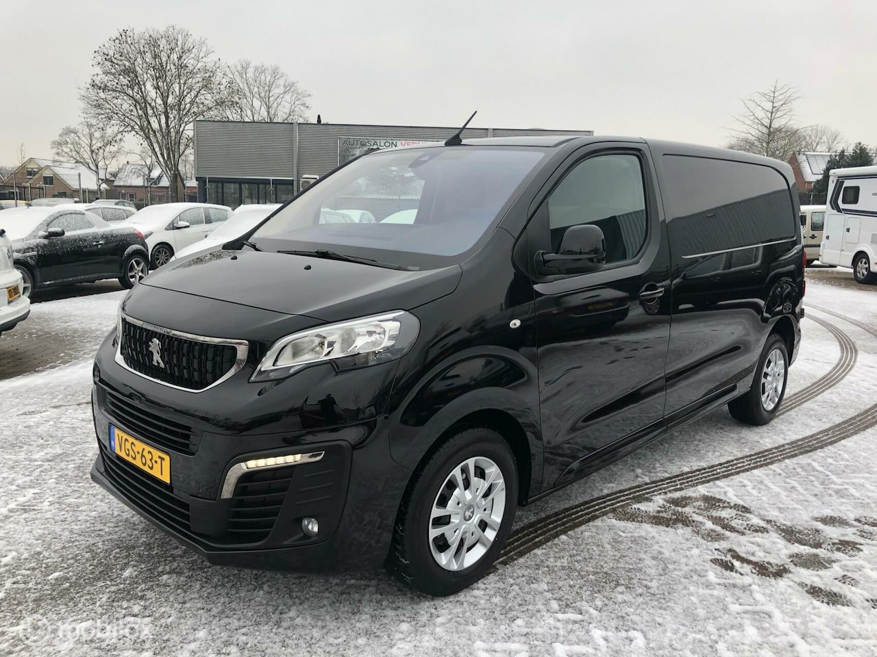 Peugeot Expert - Bestel 2.0 BlueHDI 120 Standard Premium - AutoWereld.nl