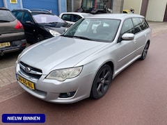 Subaru Legacy Touring Wagon - 2.0R AWD Comfort 121KW NAP + Boekjes aanwezig Airco, 17" Sportvelgen met goede banden, etc