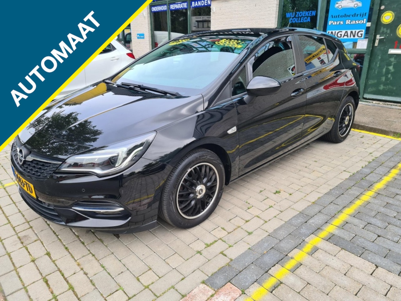 Opel Astra - 1.2 Bns Edition - AutoWereld.nl