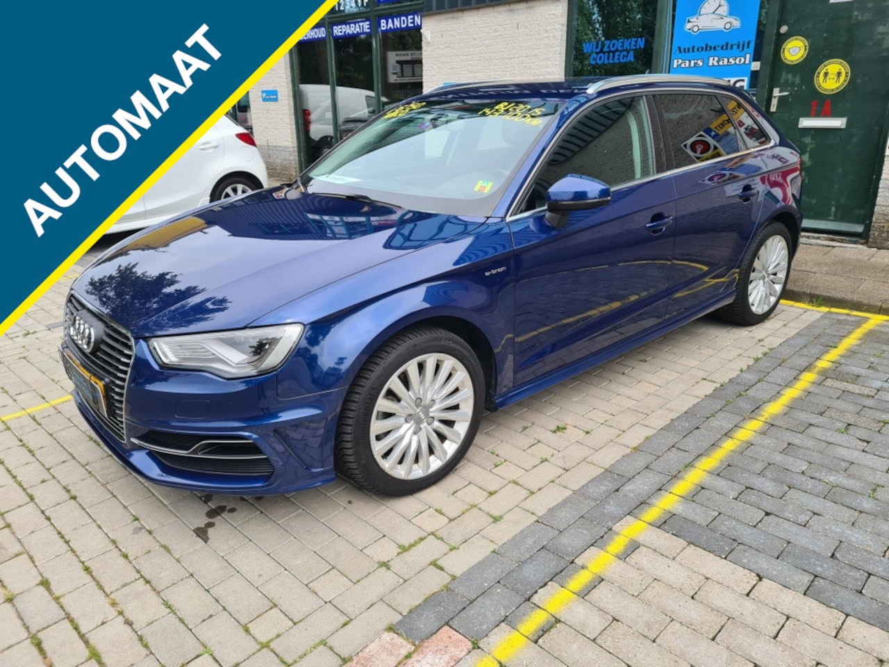 Audi A3 Sportback - 1.4 e-tron Attr. PL+ - AutoWereld.nl