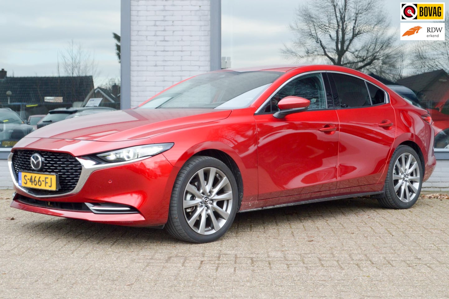 Mazda 3 - 2.0 e-SkyActiv-X Hybrid 186 Luxury TREKHAAK|LEER|BOSE AUDIO - AutoWereld.nl