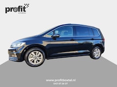 Volkswagen Touran - 1.5 TSI Highline 7p / Automaat / Panoramadak