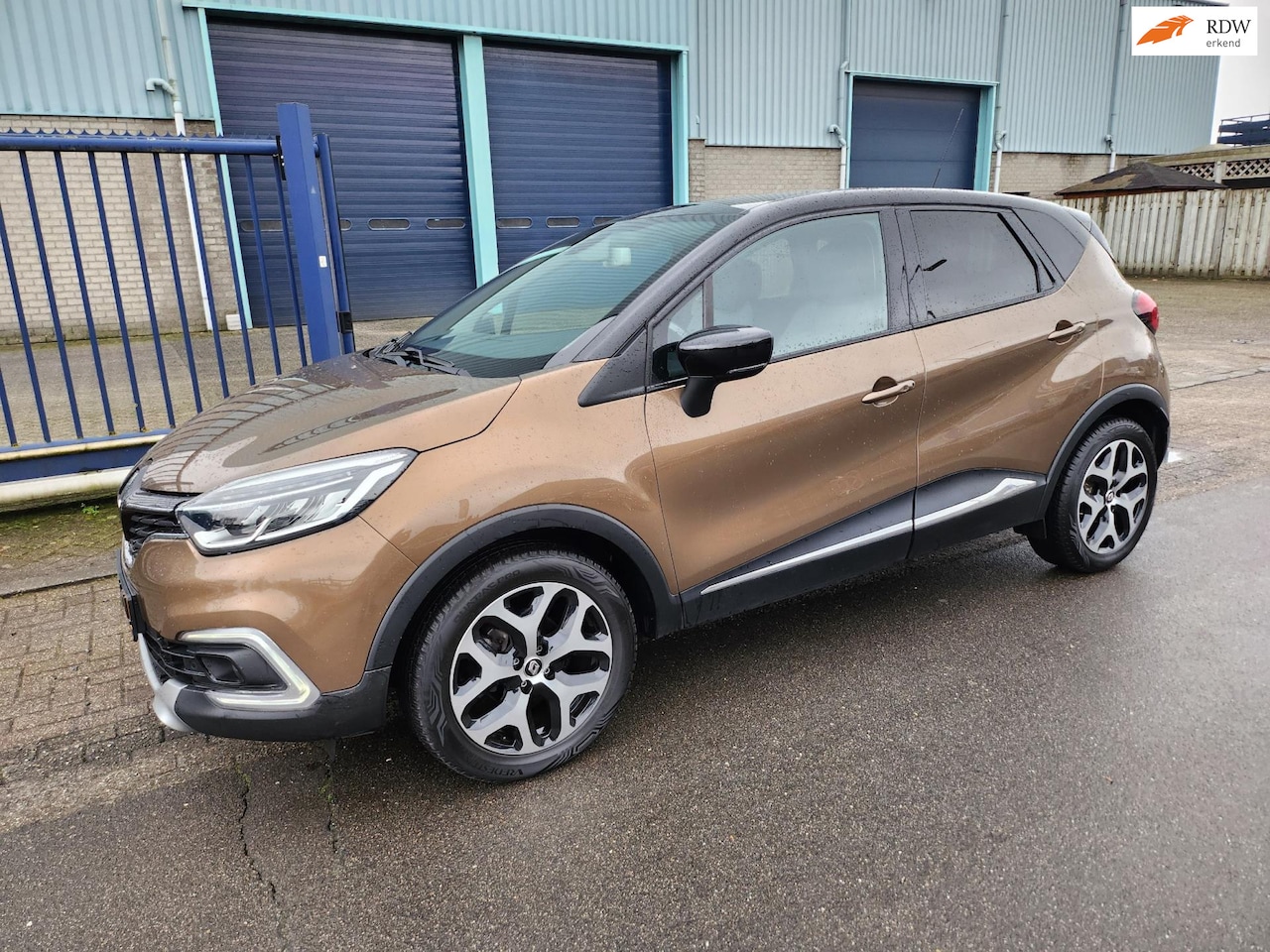 Renault Captur - 0.9 TCe Bose *122.105 KM*CLIMA*NAVI*18 INCH - AutoWereld.nl