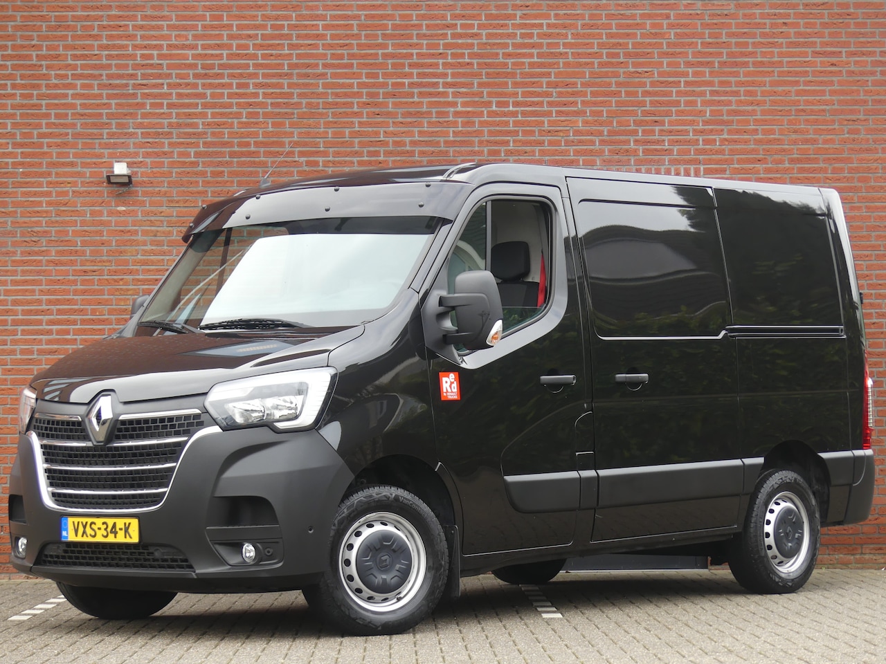 Renault Master - T35 2.3 dCi 150PK L1H1 Dubbele Schuifdeuren Trekhaak/Camera - AutoWereld.nl