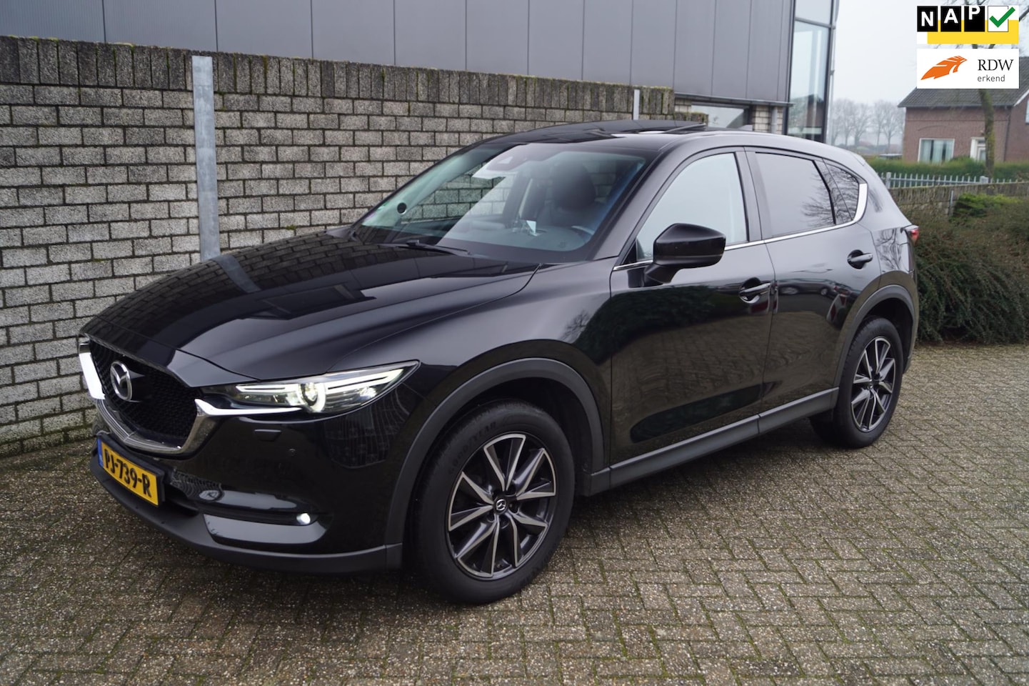 Mazda CX-5 - 2.0 SkyActiv-G 160 GT-M 4WD Autom Leder Schuifkdak Navi Camera Head-Up Clima Cruise 2x PDC - AutoWereld.nl