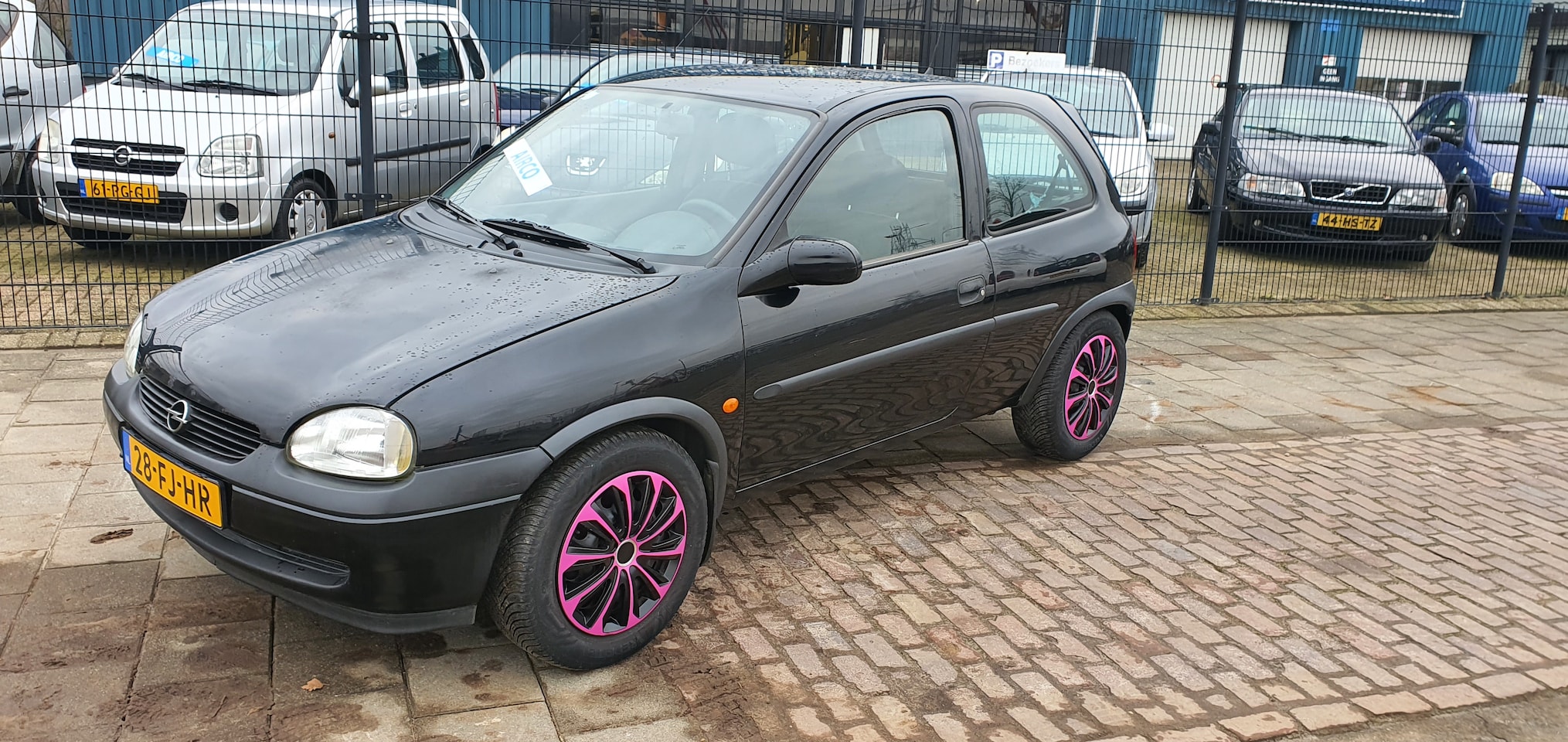 Opel Corsa - 1.2i-16V Onyx - AutoWereld.nl