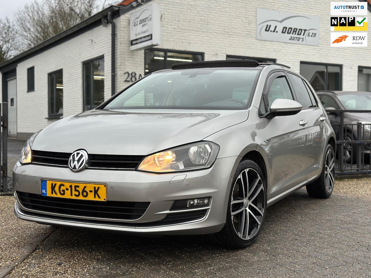 Volkswagen Golf - 1.2 TSI Business Edition R Connected Motorstoring! - AutoWereld.nl