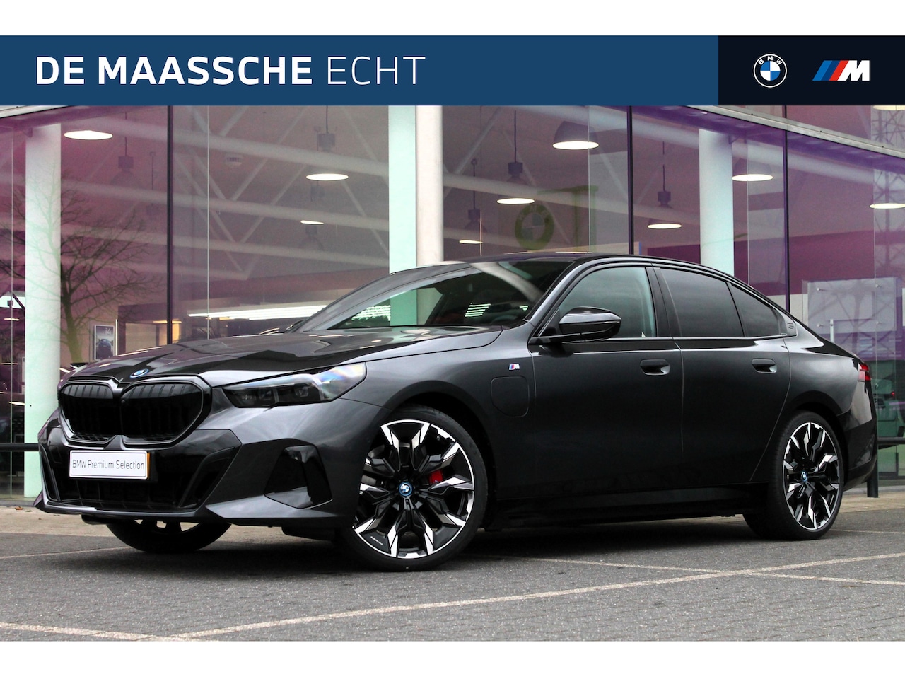 BMW 5-serie - 530e M Sport Automaat / Panoramadak / Trekhaak / Parking Assistant Professional / Bowers & - AutoWereld.nl