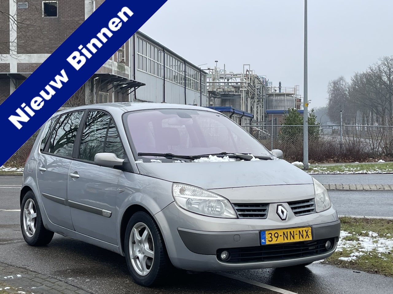 Renault Scénic - 2.0-16V Privilège Luxe 2.0-16V Privilège Luxe - AutoWereld.nl