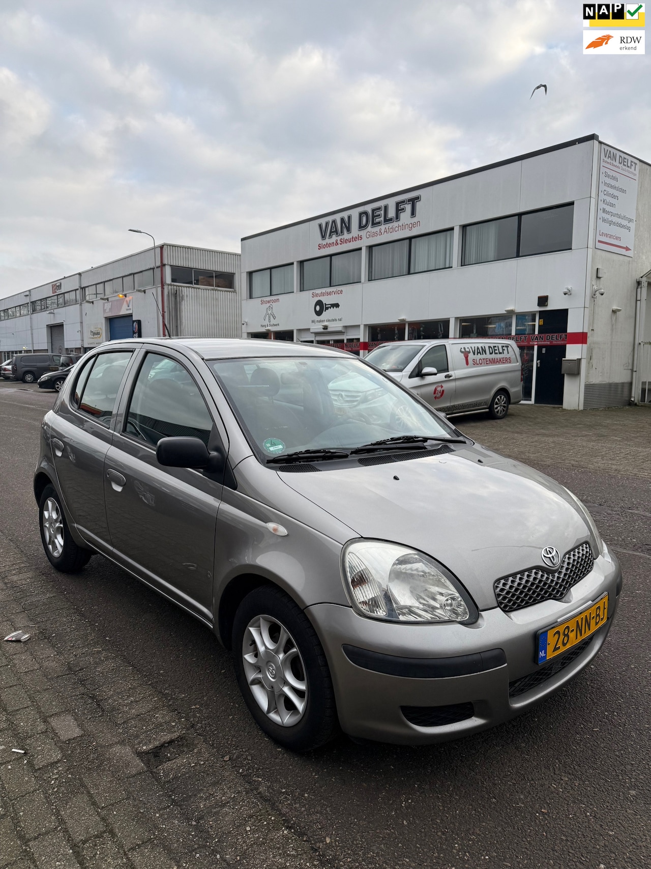 Toyota Yaris - 1.3 VVT-i Idols 1.3 VVT-i Idols - AutoWereld.nl