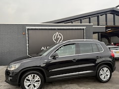 Volkswagen Tiguan - 1.4 TSI Sport&Style Automaat*Goed onderhouden