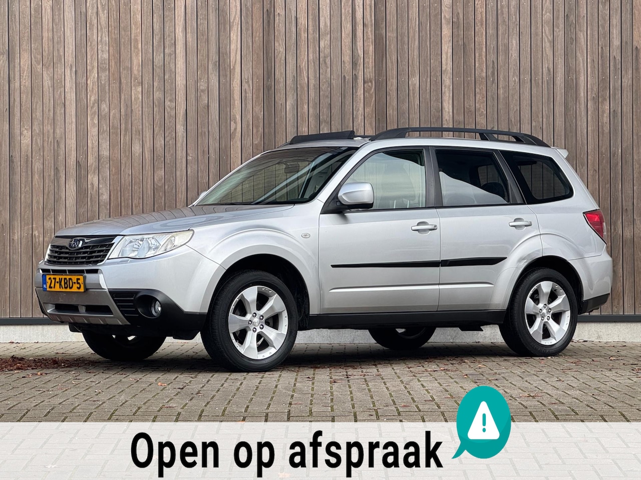 Subaru Forester - 2.0 Premium / Trekhaak / Pano / 4x4 / - AutoWereld.nl