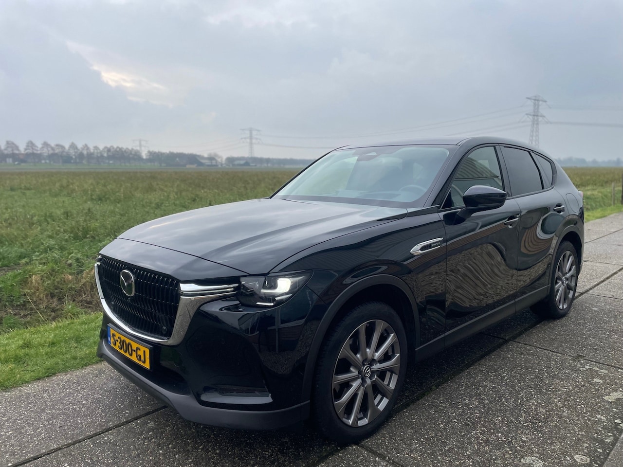 Mazda CX-60 - 2.5 E-SKYACTIV PHEV Exclusive-Line 2.5 e-SkyActiv PHEV Exclusive-Line - AutoWereld.nl