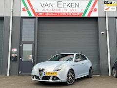 Alfa Romeo Giulietta - 1.4 Turbo 170 PK TCT Aut. QV-Line Clima/NAP/Cruise/18"/Brembo