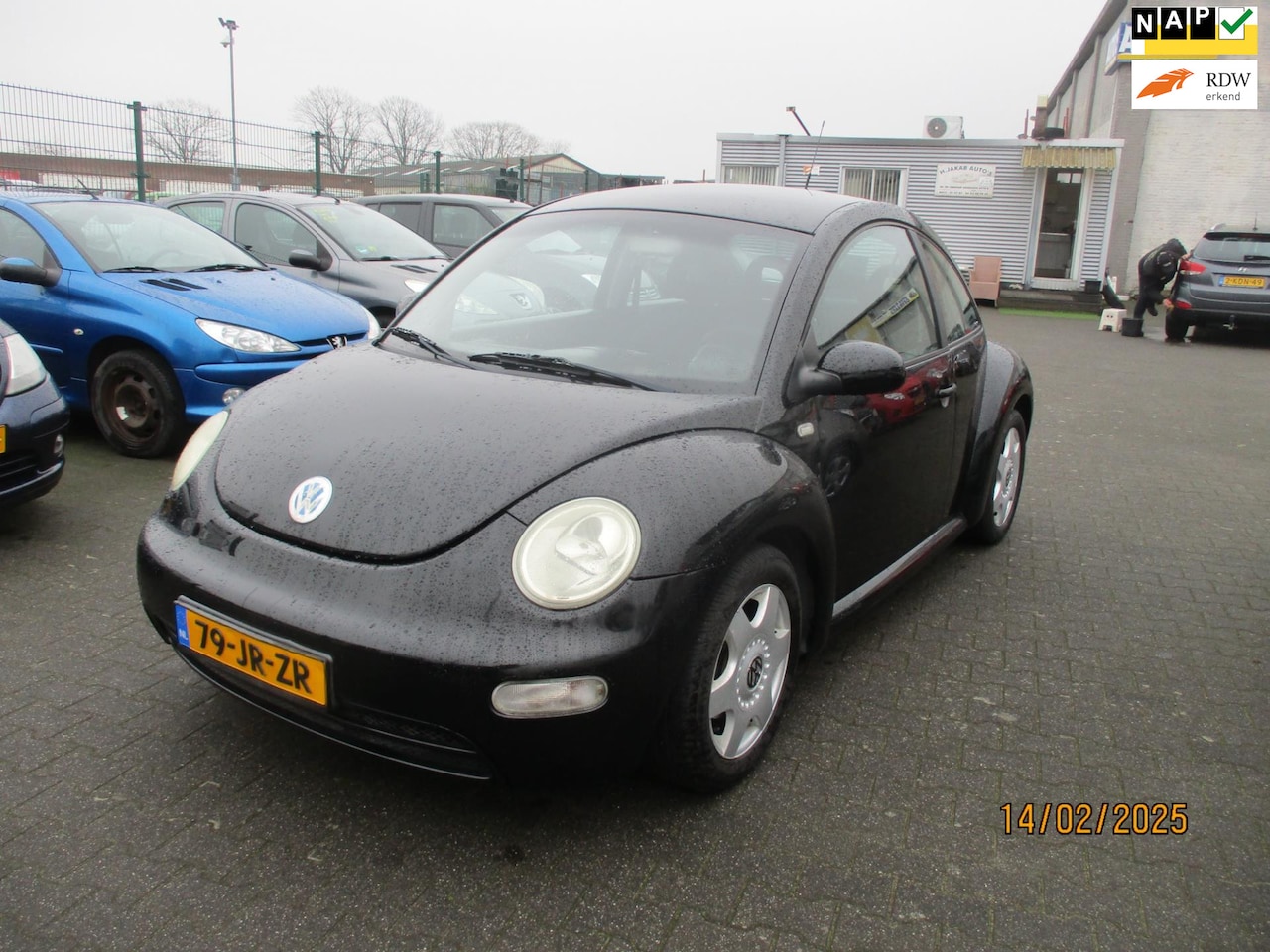 Volkswagen New Beetle - Volkswagen New Beetle 2.0 Highline - AutoWereld.nl