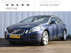 Volvo V60 - 1.6 T4 Summum | Verw. Voorstoelen | Trekhaak | Clima | Cruise control |