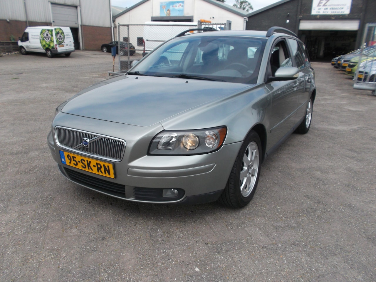 Volvo V50 - 1.8 Edition II motor gebruikt olie airco - AutoWereld.nl