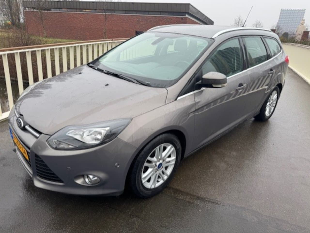 Ford Focus Wagon - 1.0 EcoBoost Edition Plus 1.0 EcoBoost Edition Plus - AutoWereld.nl