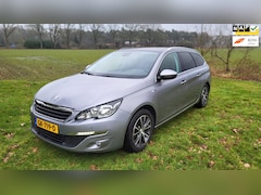 Peugeot 308 SW - 1.2 PureTech Style panoramadak (rijklaar)