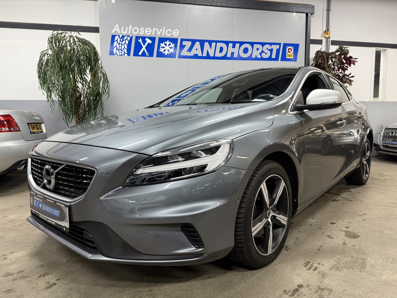 Volvo V40 - 2.0 T4 Business Sport 2.0 T4 Business Sport - AutoWereld.nl