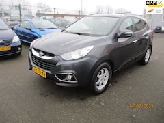 Hyundai ix35 - Ix35 2.0 CRDi HP 4WD i-Catcher AUTOMAAT-AIRCO-LEER-NAVIGATIE