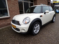 MINI Cooper - 1.6 Airco / Stoelverwarming